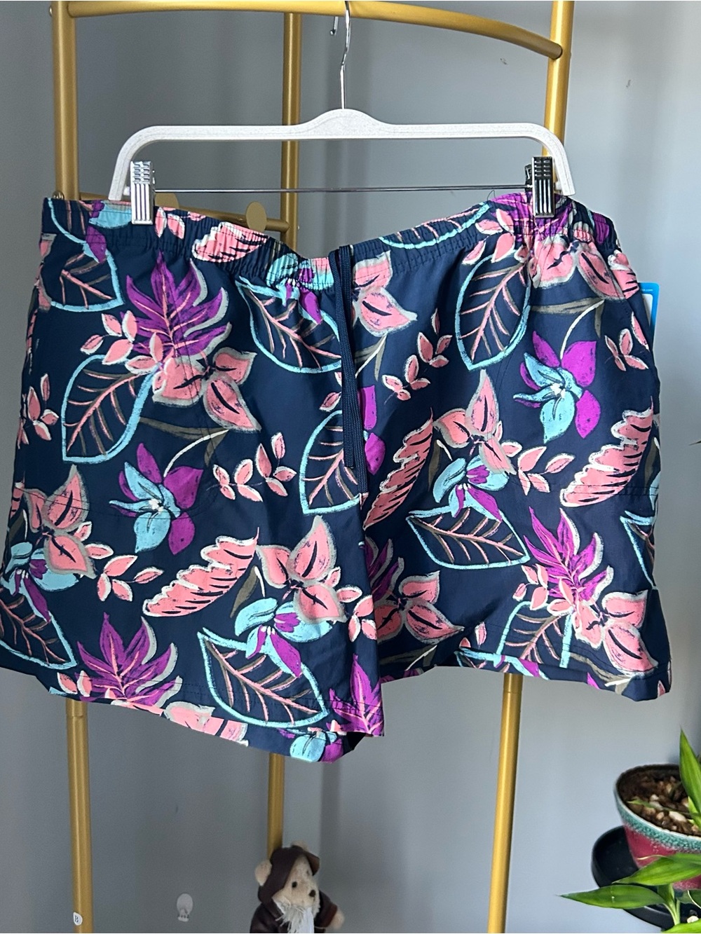 Columbia Vibrant floral Women's Women's Sandy River Shorts II 5” inseam size XXL - Picture 5 of 5